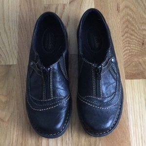Clarks Casual Zip Shoe